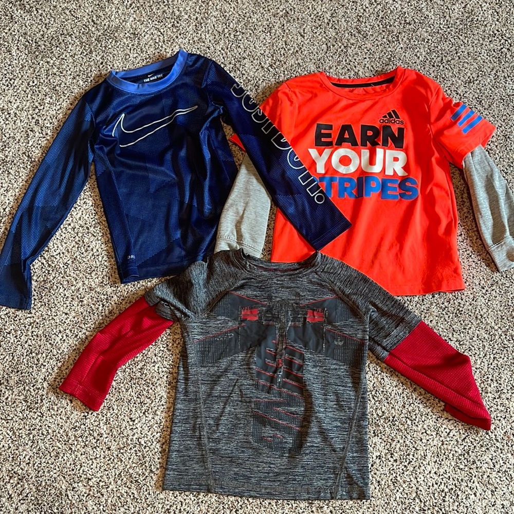 Lot of boys long sleeve tees